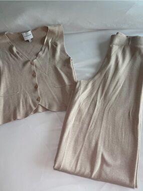 Pink Rose Neutral Knit Top in Soft Beige